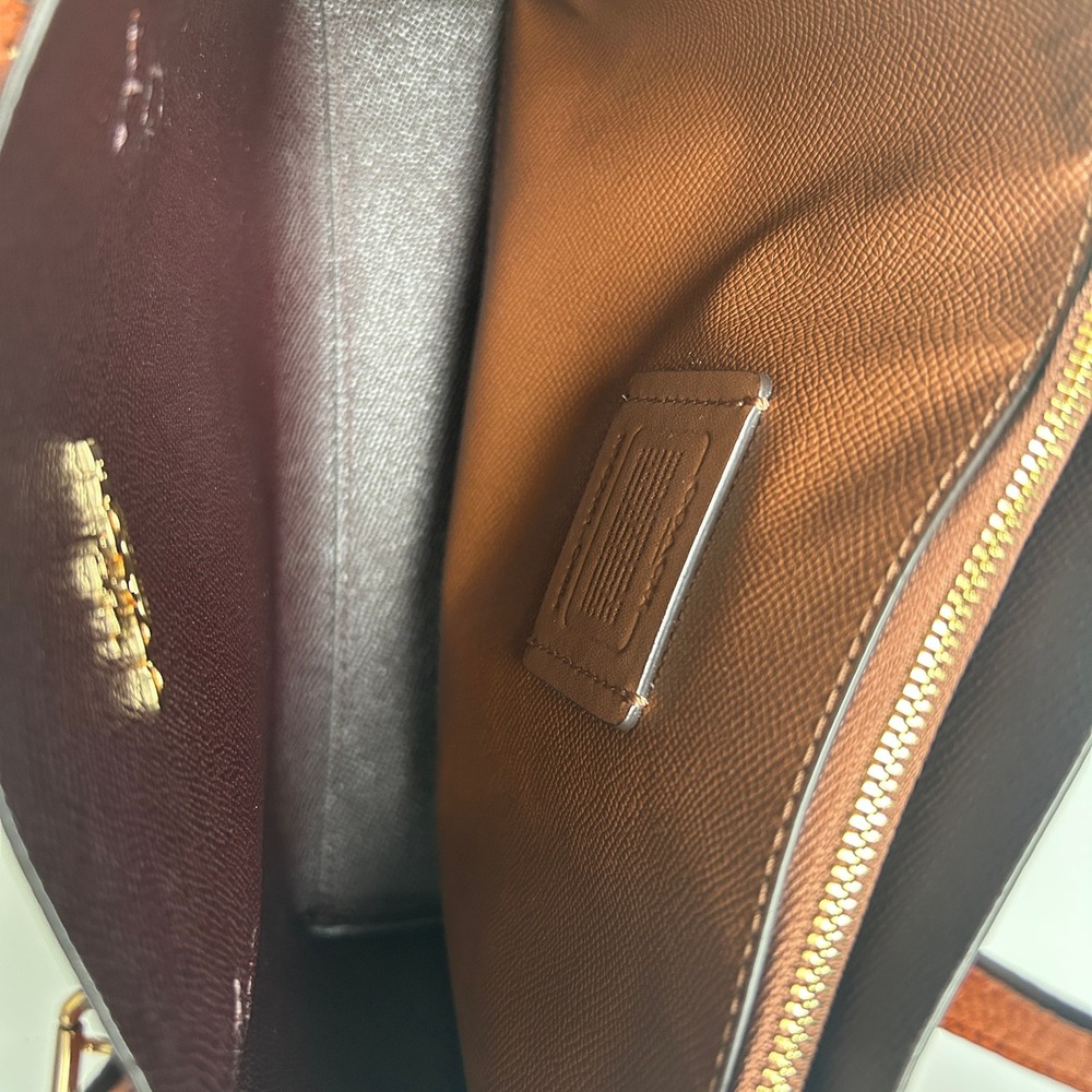 Coach Mollie Tote 25 Canyon Orange Pebbled Leather Shoulder Bag Excellent - Picture 7 of 13